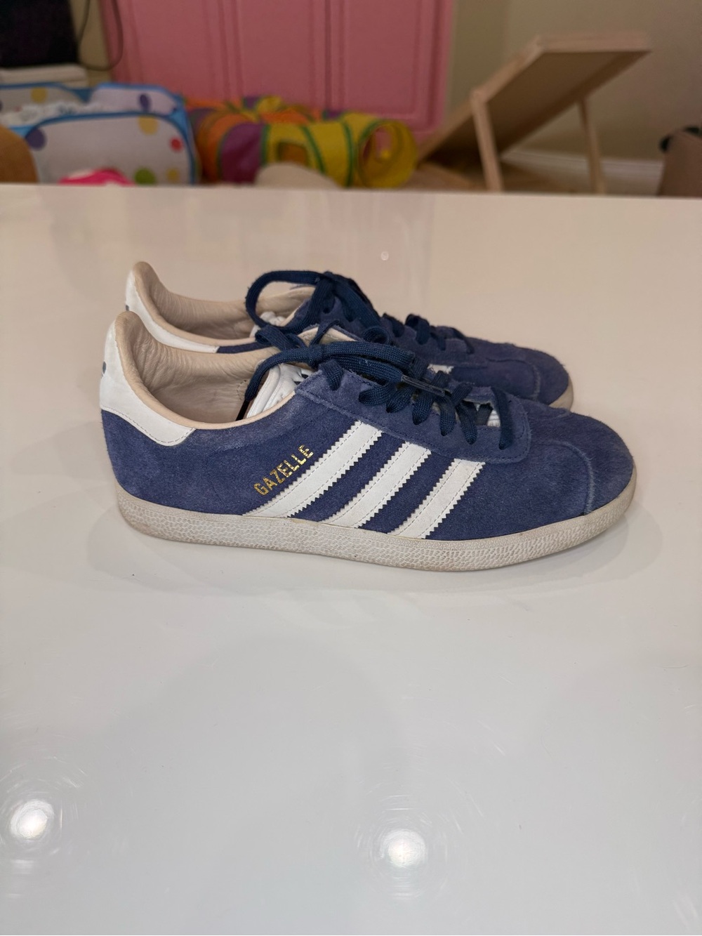 Adidas Women’s Navy Suede Gazelle - Picture 3 of 6